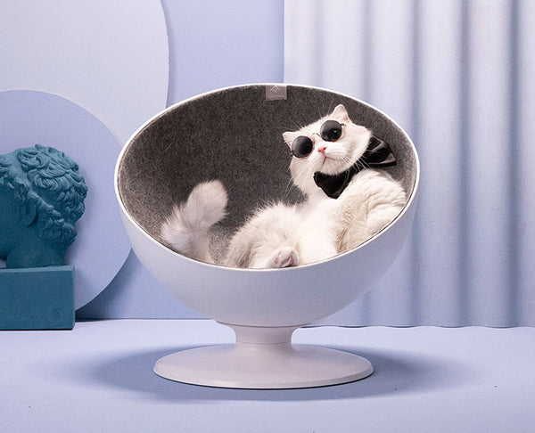 Chat pivotant